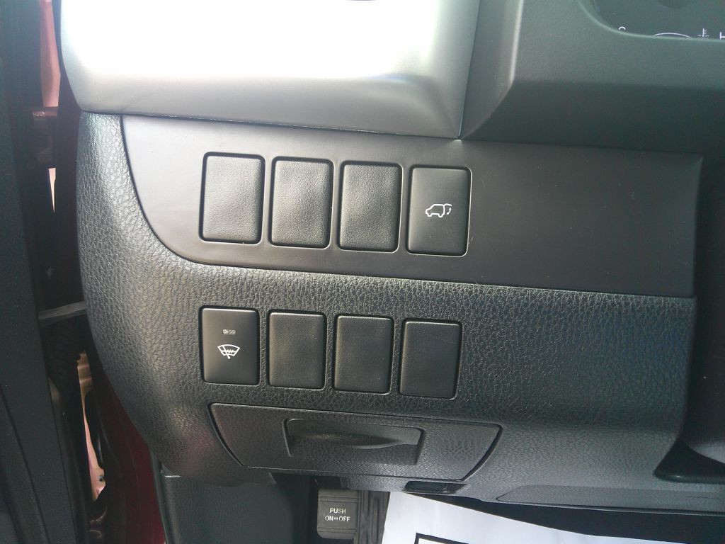 2016 Toyota Highlander Image 24