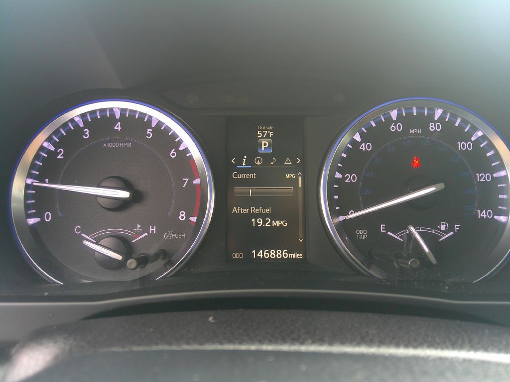 2016 Toyota Highlander Image 25