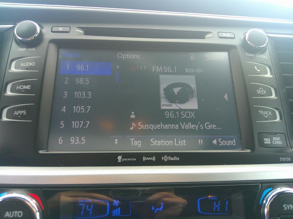 2016 Toyota Highlander Image 26