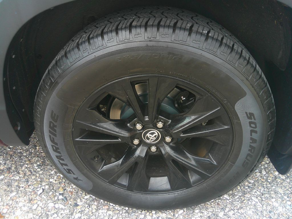 2016 Toyota Highlander Image 36