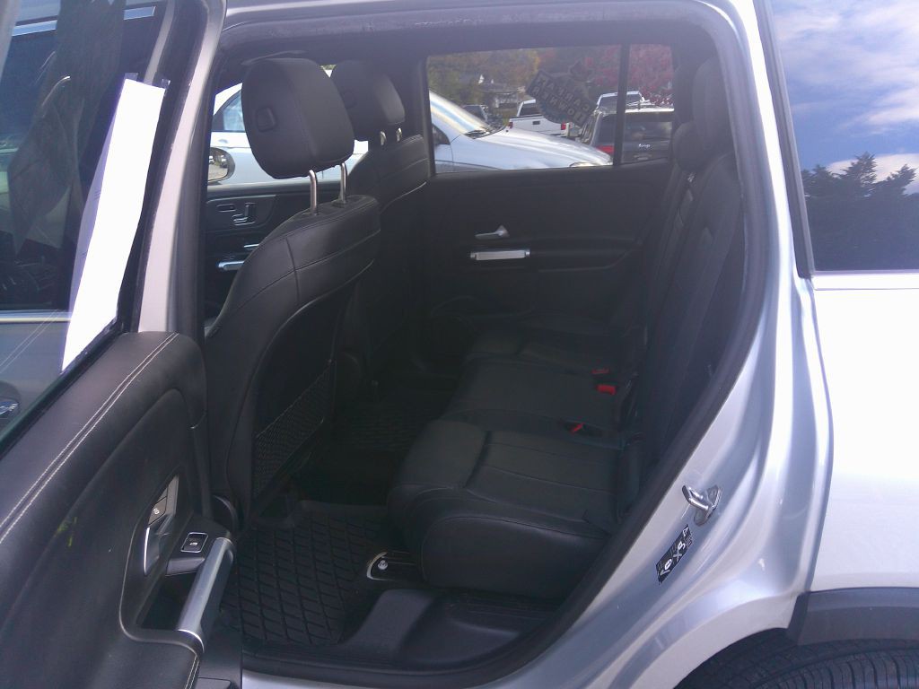 2021 Mercedes-Benz GLB Image 12