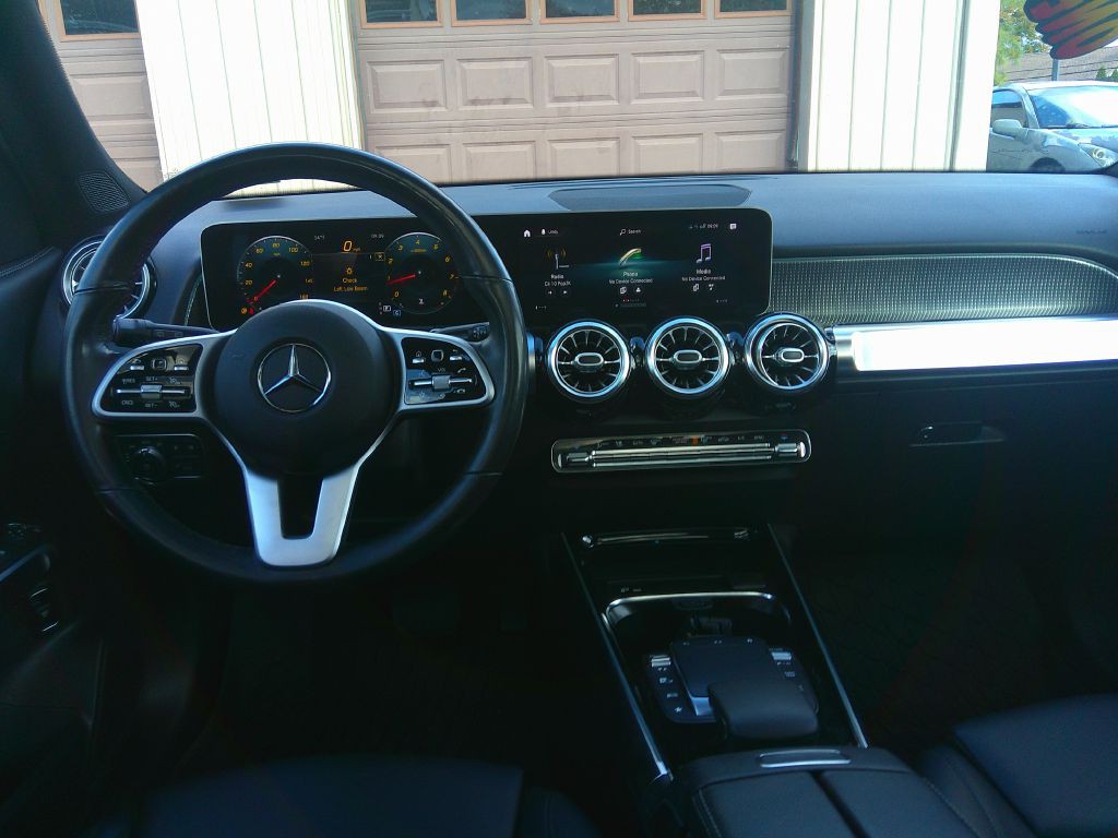 2021 Mercedes-Benz GLB Image 19