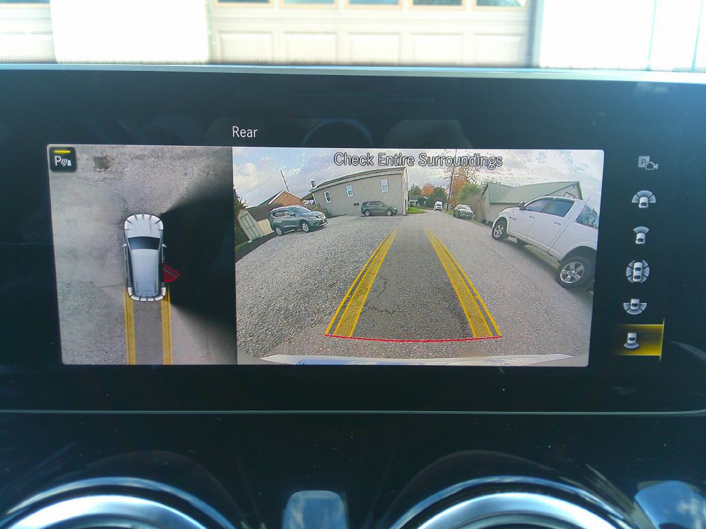 2021 Mercedes-Benz GLB Image 25