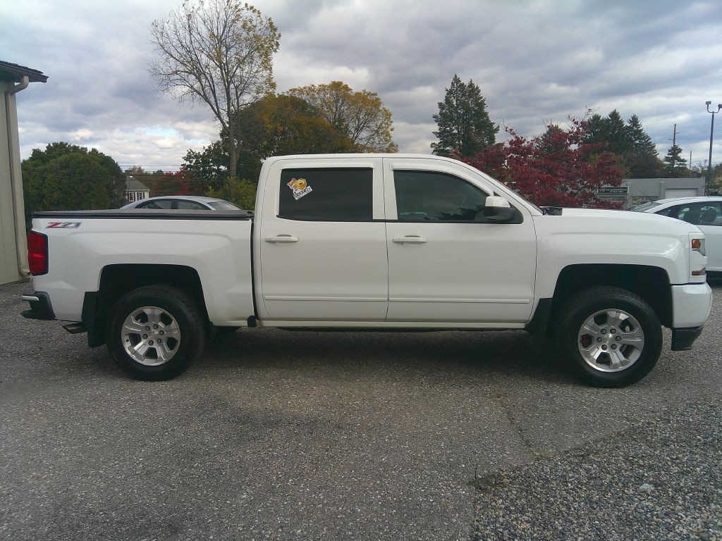 2017 Chevrolet Silverado 1500 Image 4