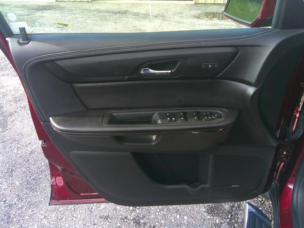 2017 Chevrolet Traverse Image 10