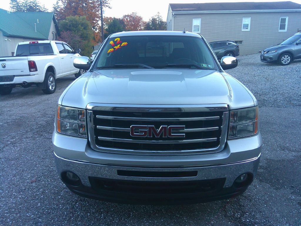 2012 GMC Sierra Image 2