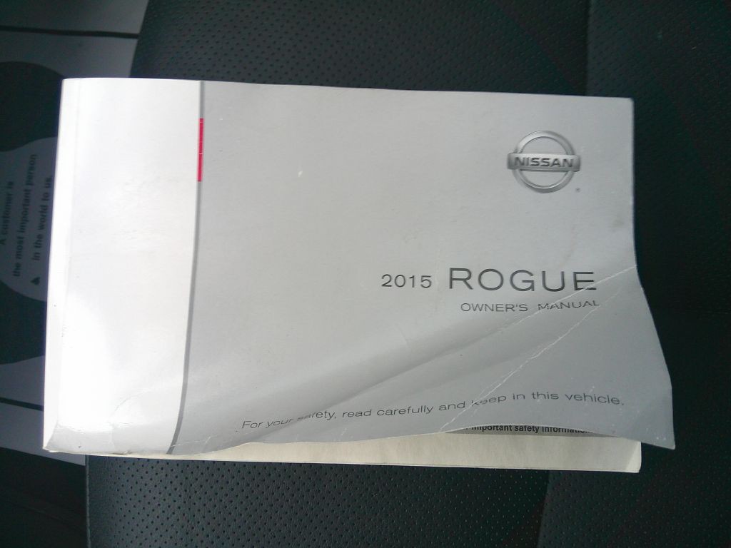 2015 Nissan Rogue Image 28