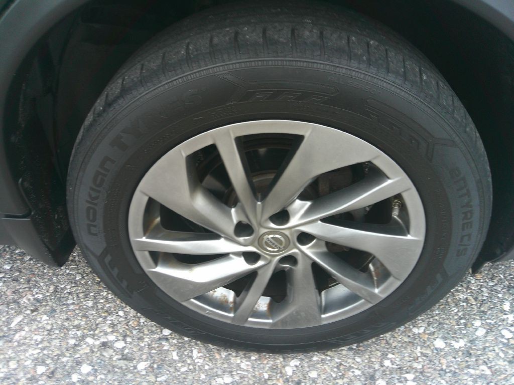 2015 Nissan Rogue Image 30