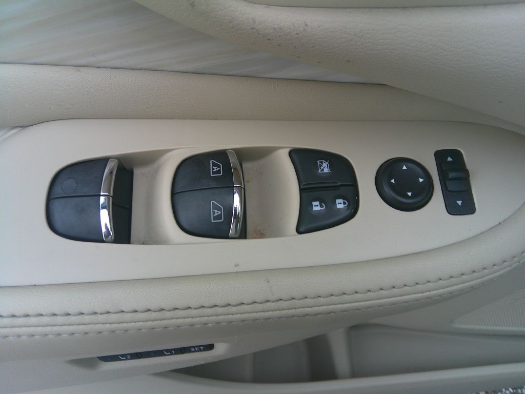 2015 Nissan Murano Image 11