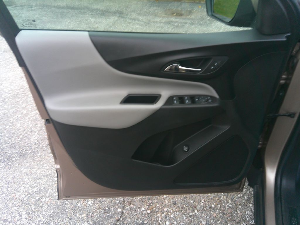 2019 Chevrolet Equinox Image 10