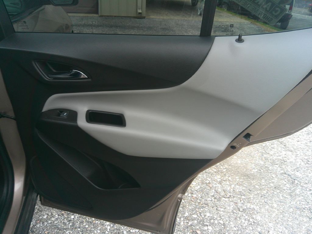 2019 Chevrolet Equinox Image 15