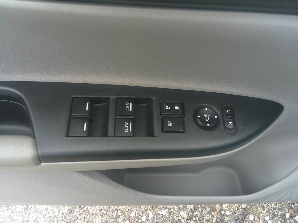 2013 Honda Accord Image 11