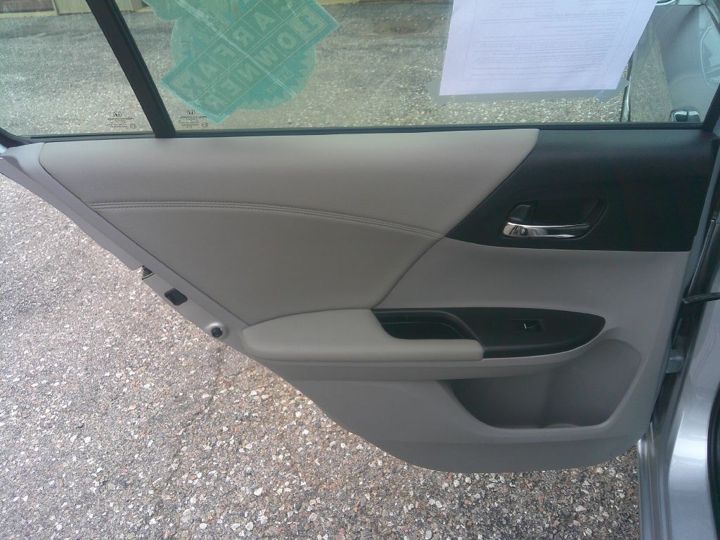 2013 Honda Accord Image 13