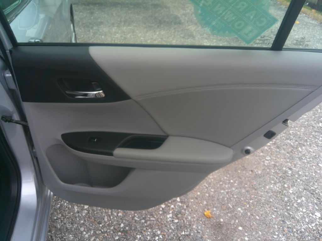 2013 Honda Accord Image 15