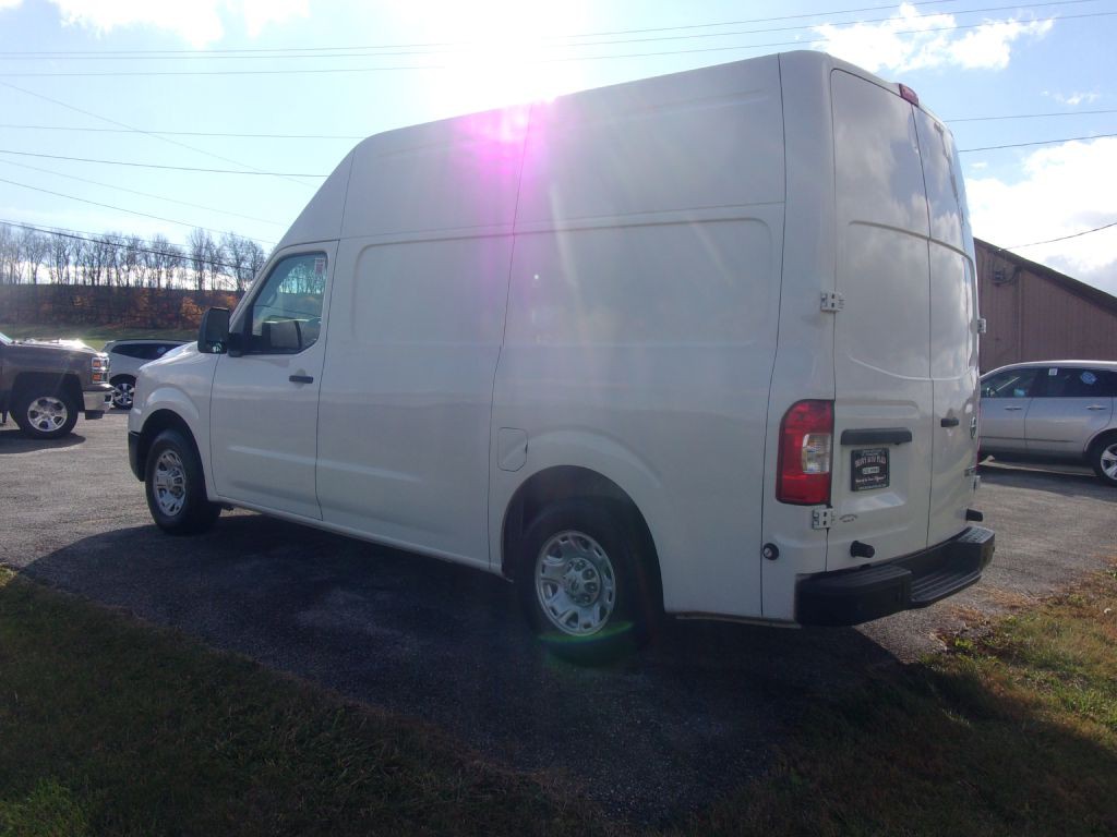 2018 Nissan NV Image 5