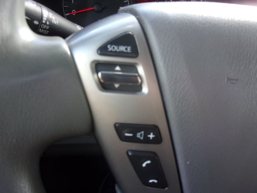 2018 Nissan NV Image 16