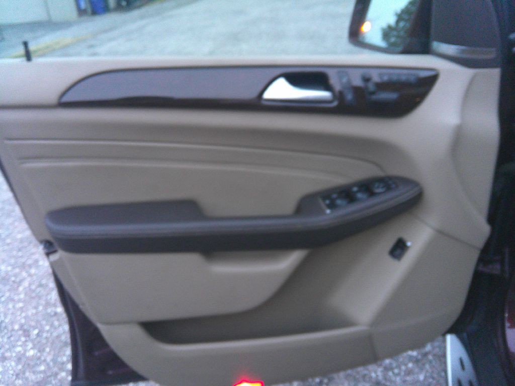 2014 Mercedes-Benz M-Class Image 10