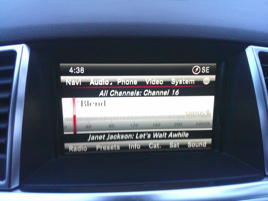 2014 Mercedes-Benz M-Class Image 26