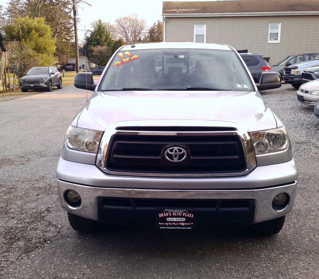 2011 Toyota Tundra Image 2