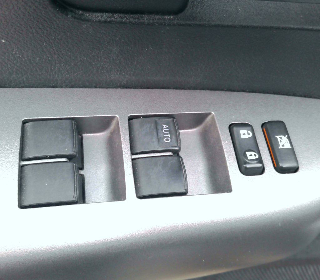 2011 Toyota Tundra Image 11