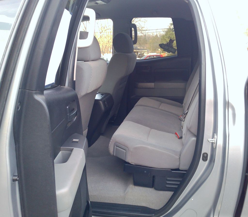 2011 Toyota Tundra Image 12