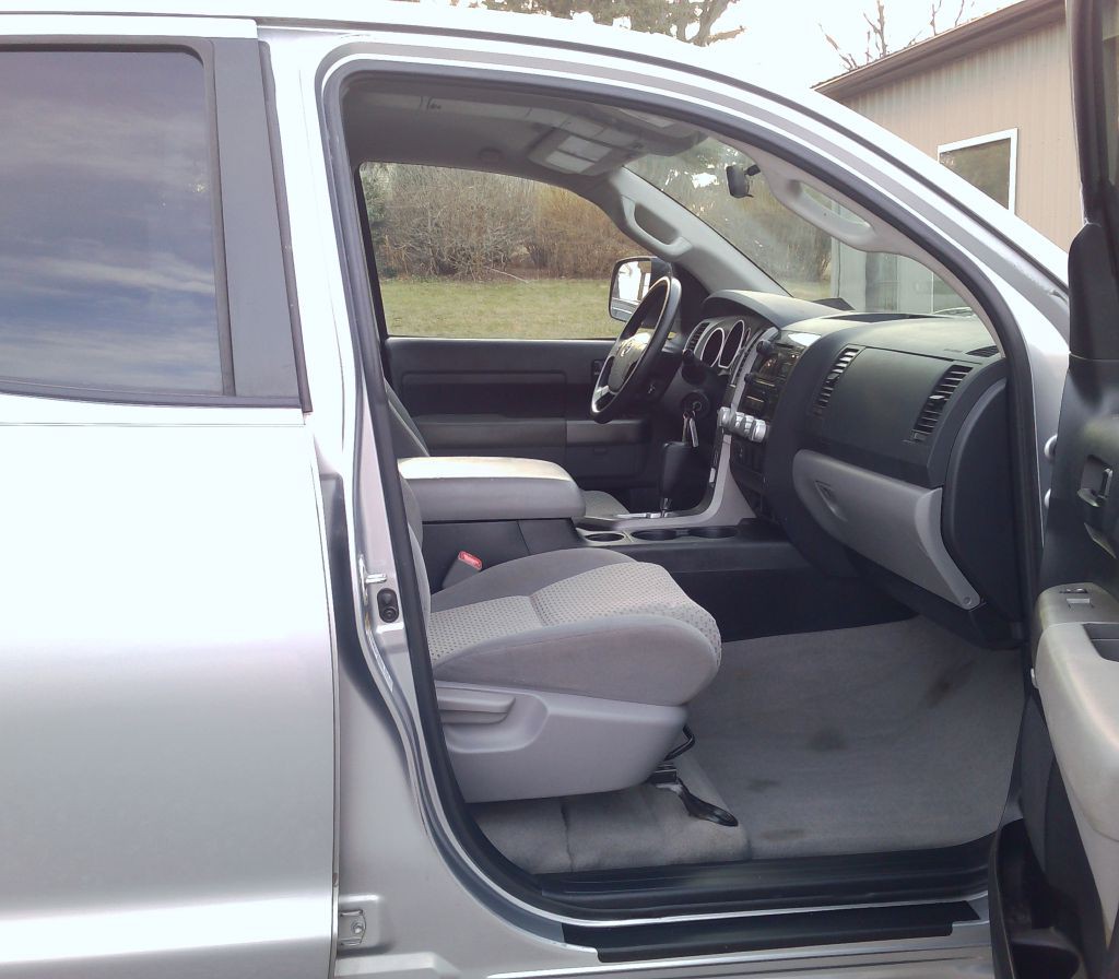 2011 Toyota Tundra Image 16