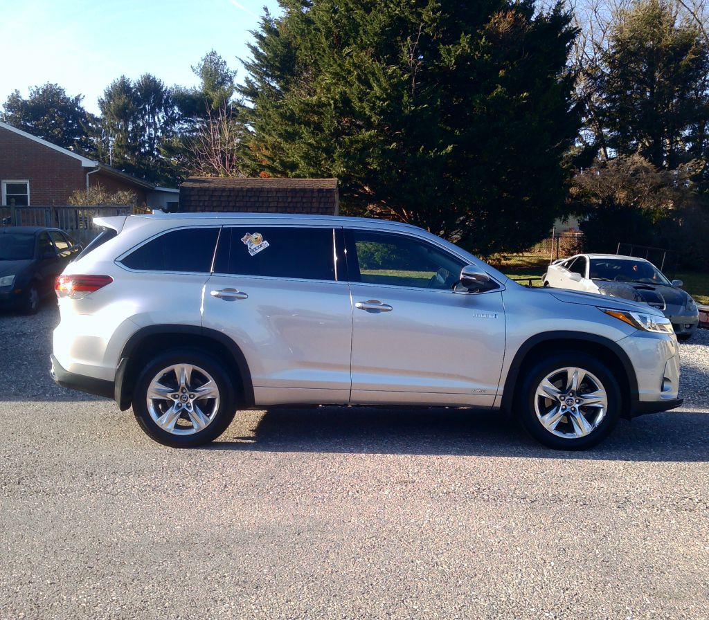 2018 Toyota Highlander Image 4