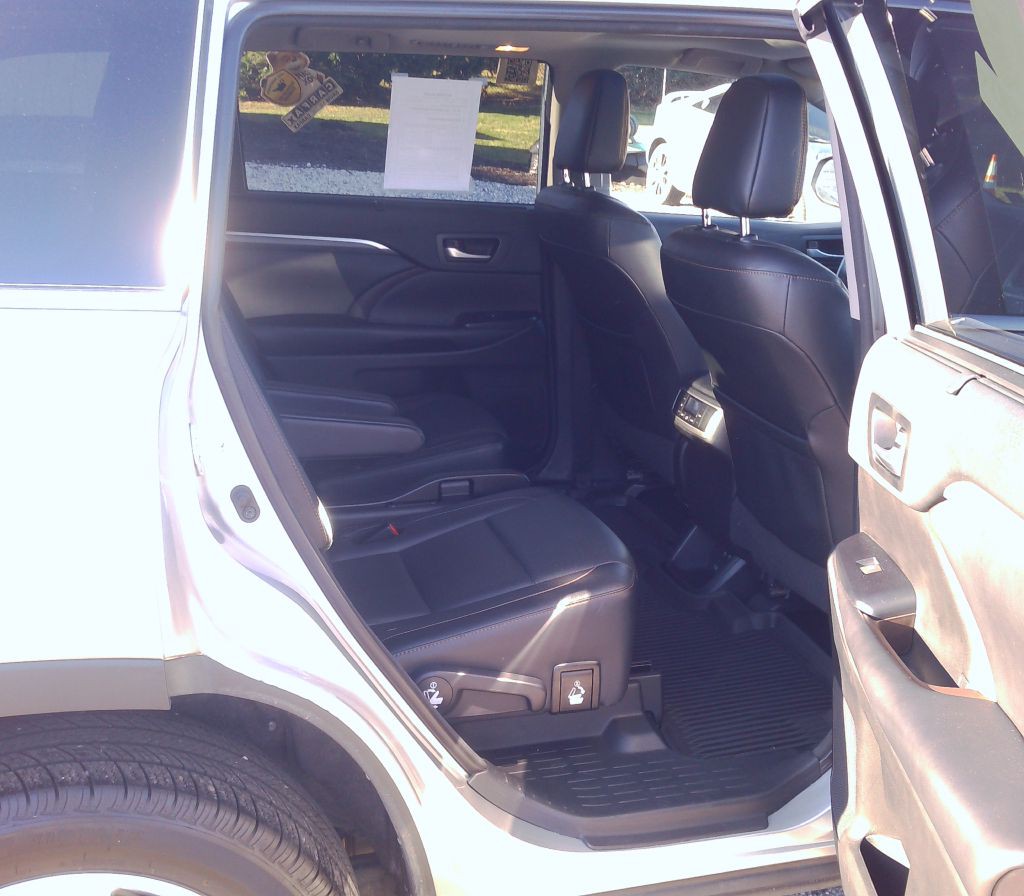 2018 Toyota Highlander Image 15