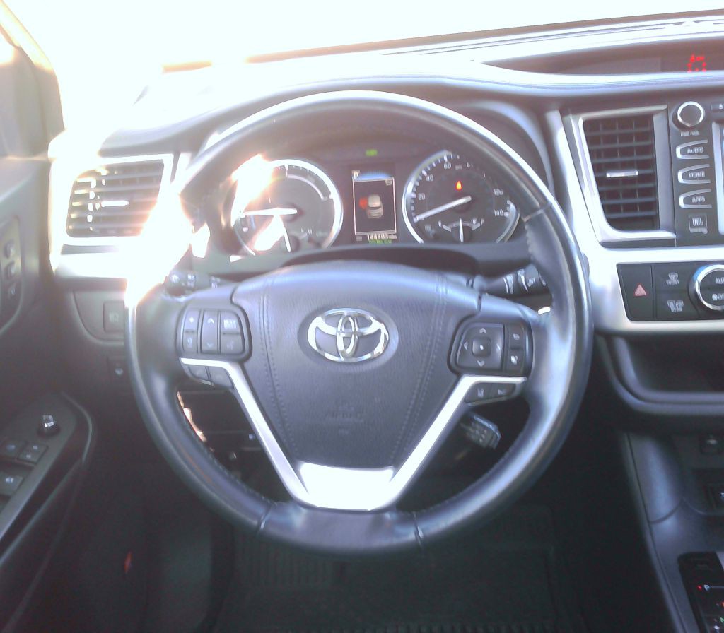 2018 Toyota Highlander Image 21