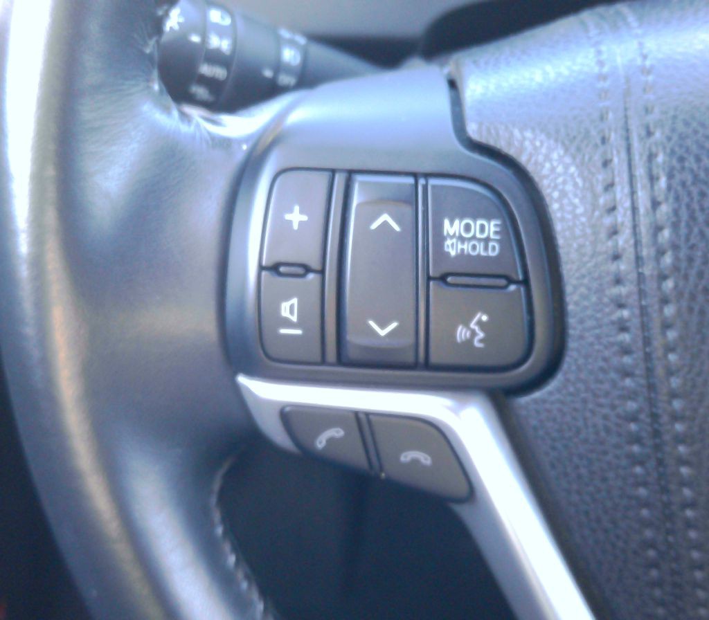 2018 Toyota Highlander Image 23