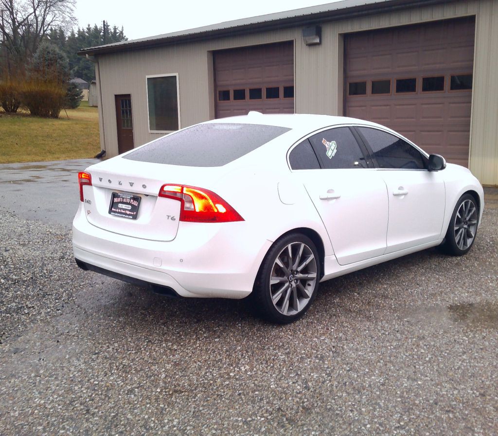 2015 Volvo S60 Image 5