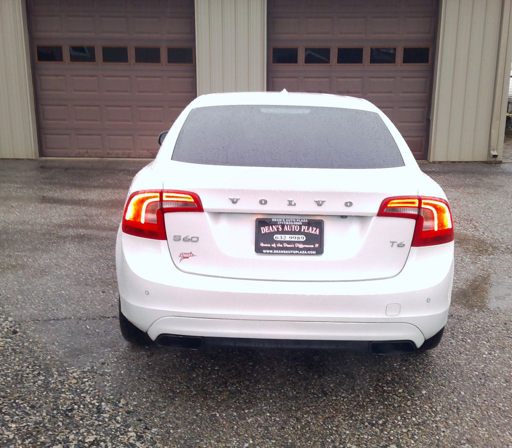 2015 Volvo S60 Image 6