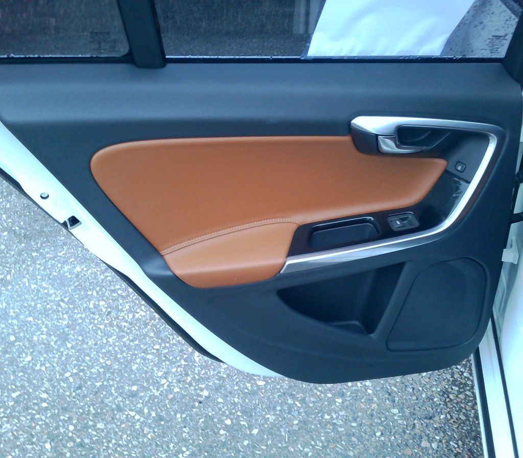 2015 Volvo S60 Image 13