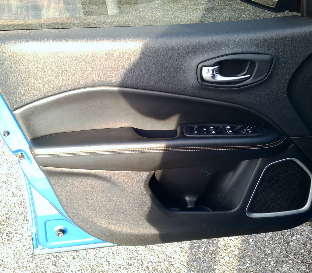 2018 Jeep Compass Image 10