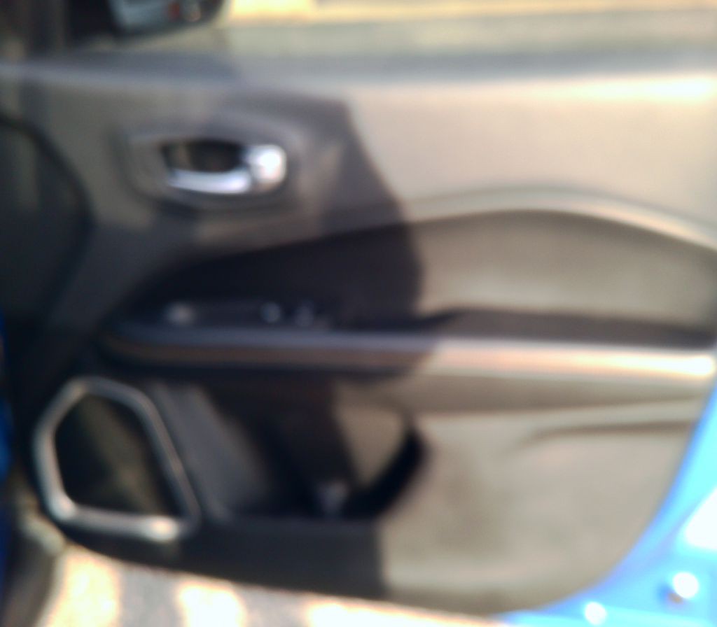 2018 Jeep Compass Image 16