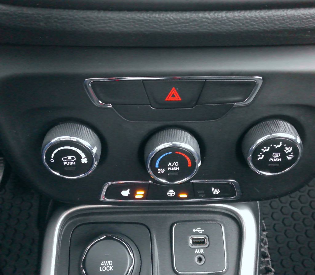 2018 Jeep Compass Image 25