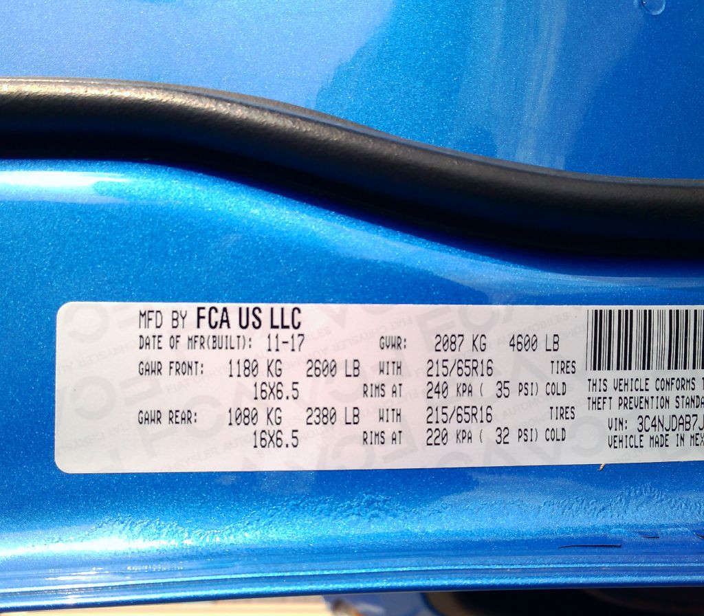 2018 Jeep Compass Image 32