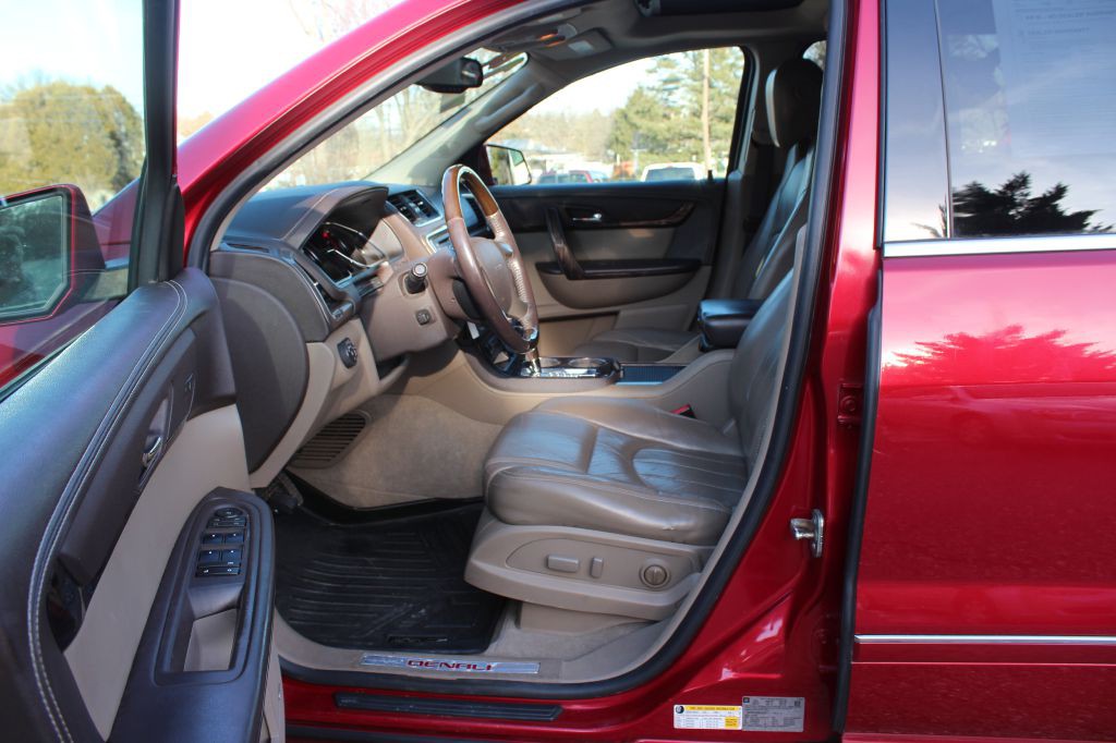 2014 GMC Acadia Image 9