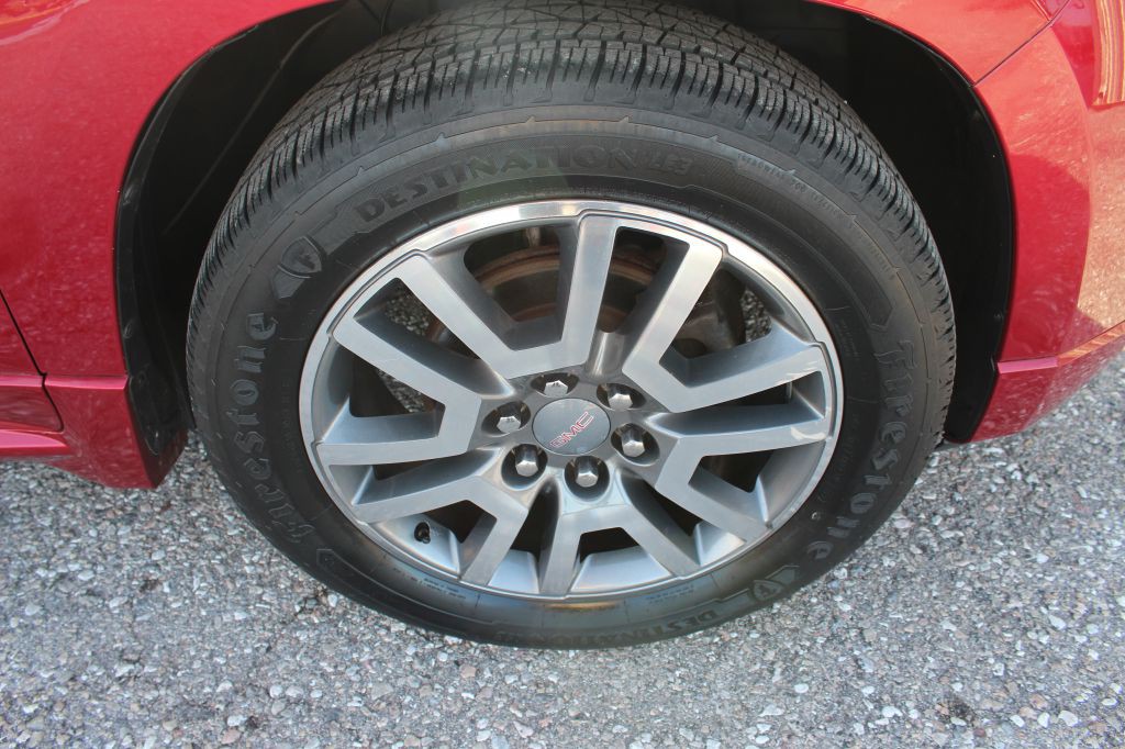 2014 GMC Acadia Image 32