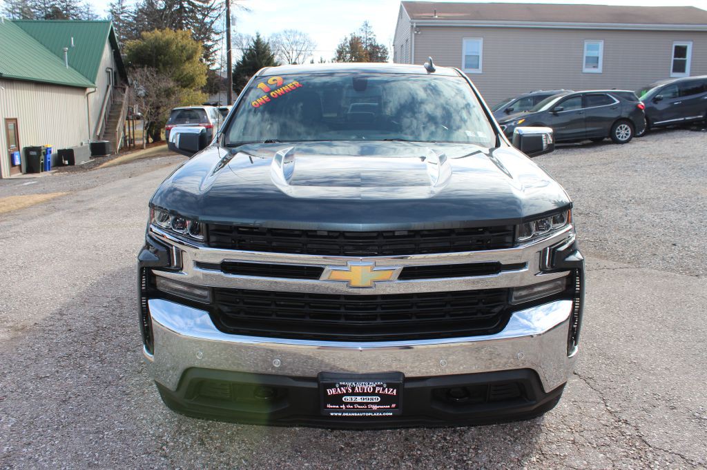2019 Chevrolet Silverado 1500 Image 2