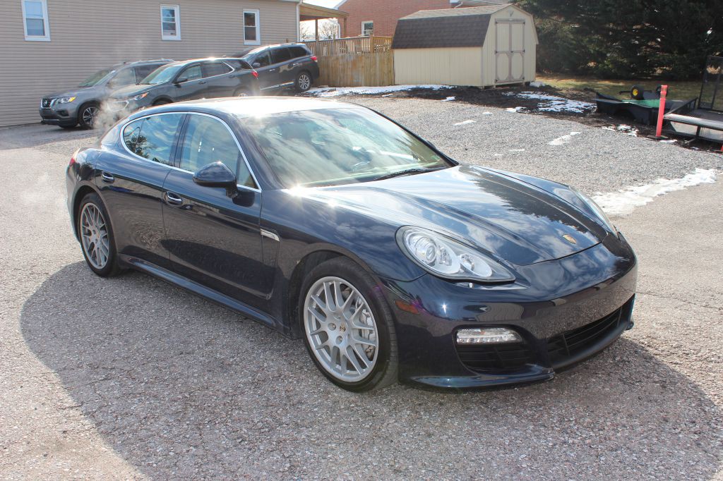 2011 Porsche Panamera Image 3