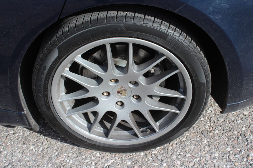 2011 Porsche Panamera Image 36