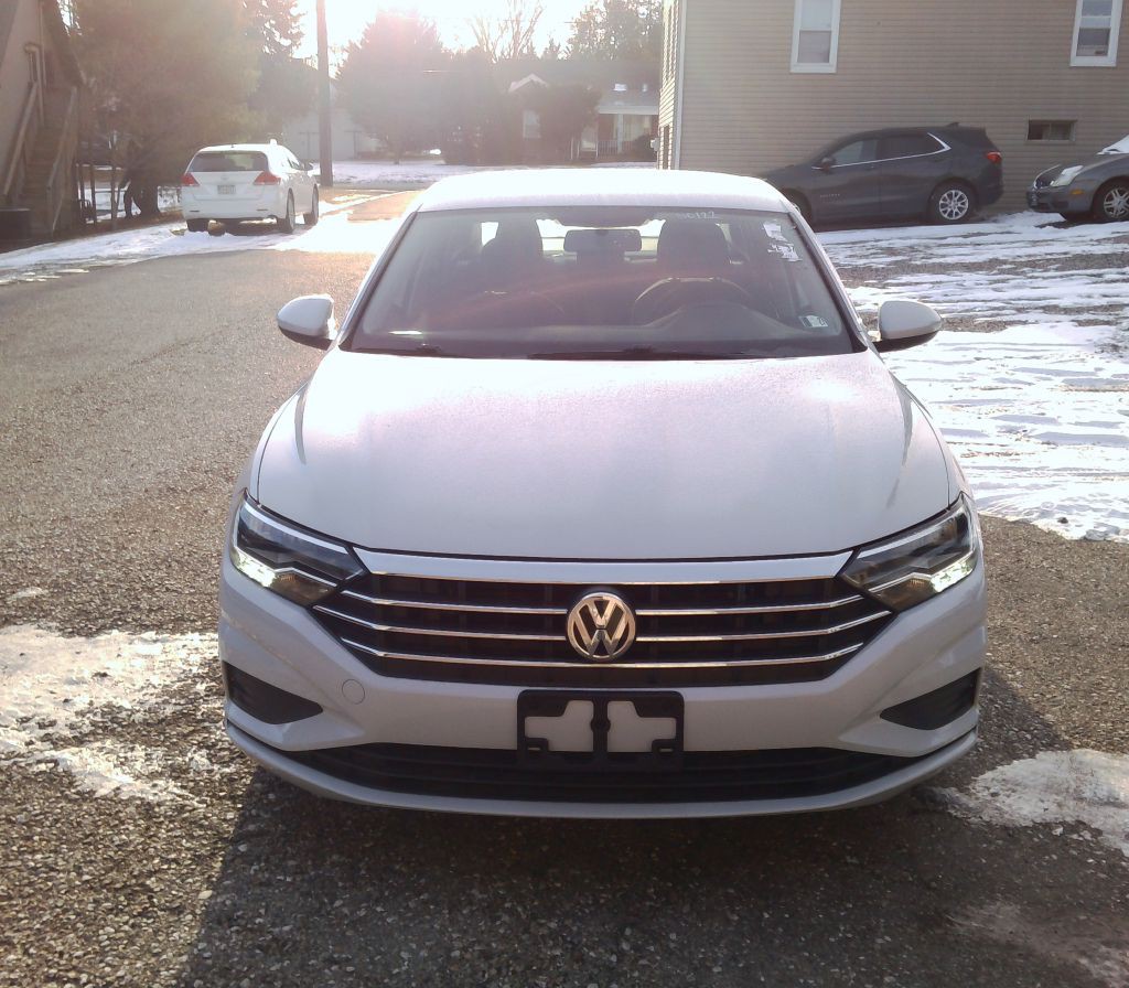 2019 Volkswagen Jetta Image 2
