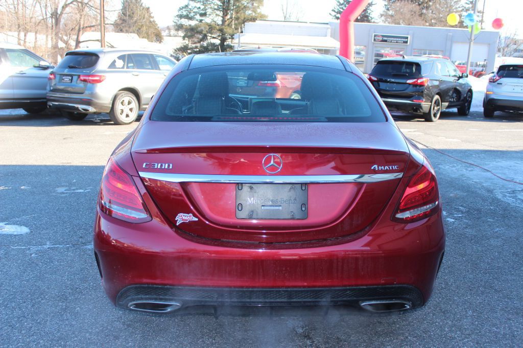 2016 Mercedes-Benz C-Class Image 6