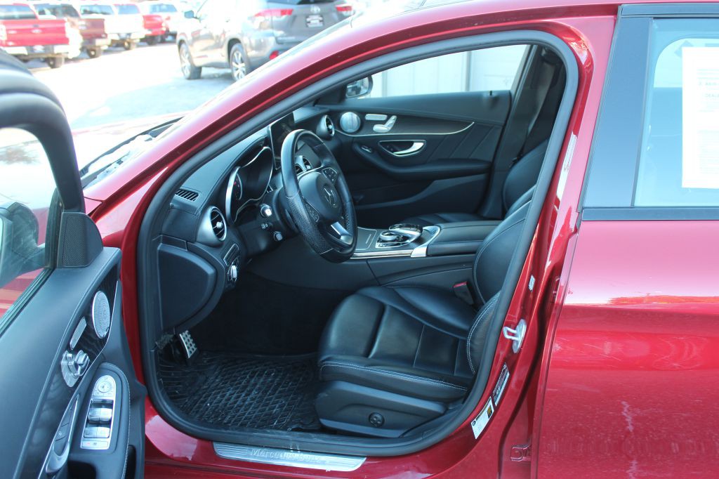 2016 Mercedes-Benz C-Class Image 9