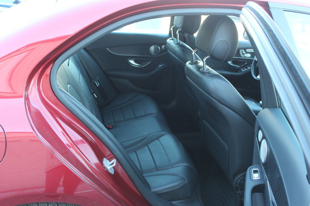 2016 Mercedes-Benz C-Class Image 14