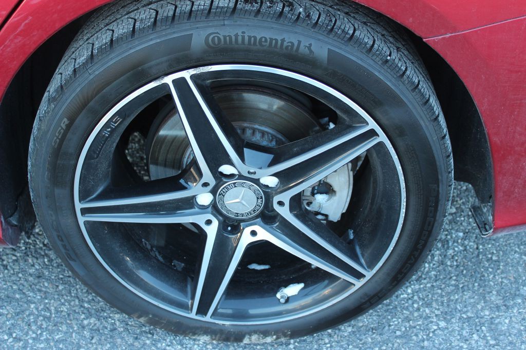 2016 Mercedes-Benz C-Class Image 30