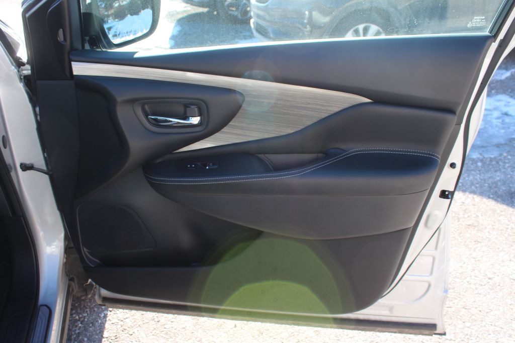 2018 Nissan Murano Image 17
