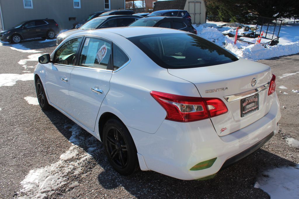 2017 Nissan Sentra Image 7