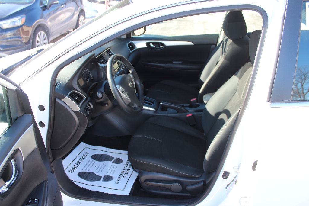 2017 Nissan Sentra Image 9